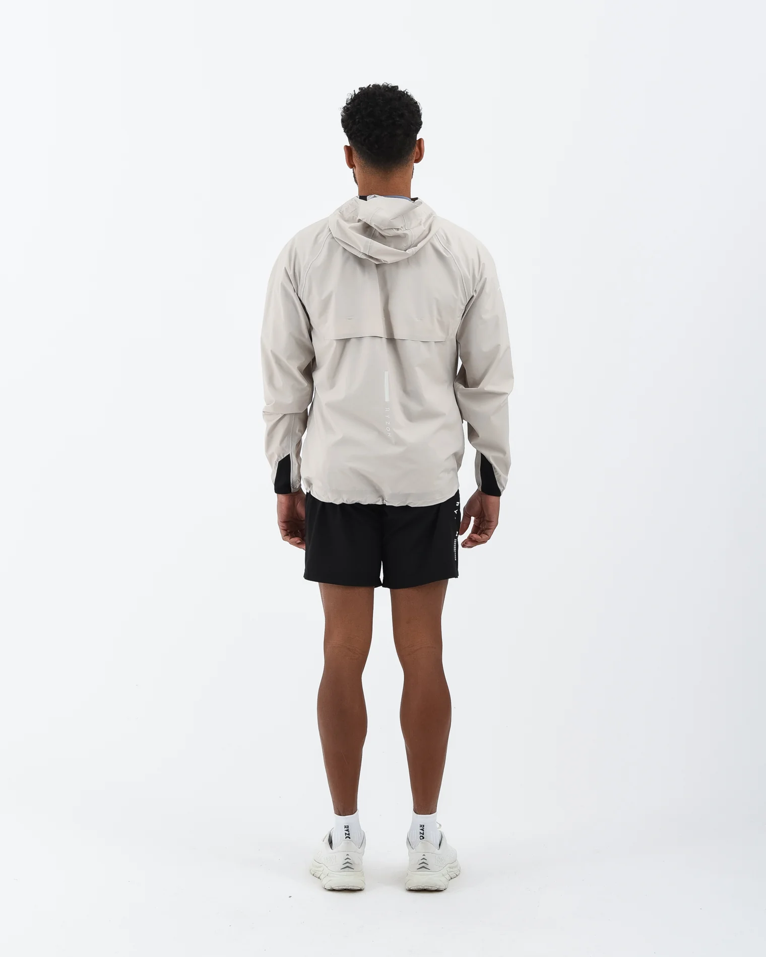 Phantom Running Rain Jacket Men - Image 17