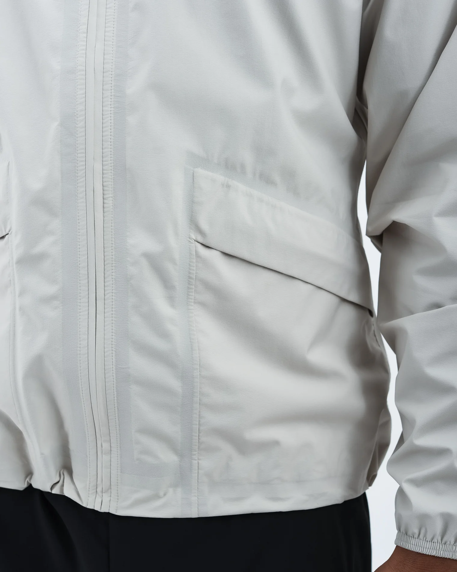Phantom Running Rain Jacket Men - Image 21