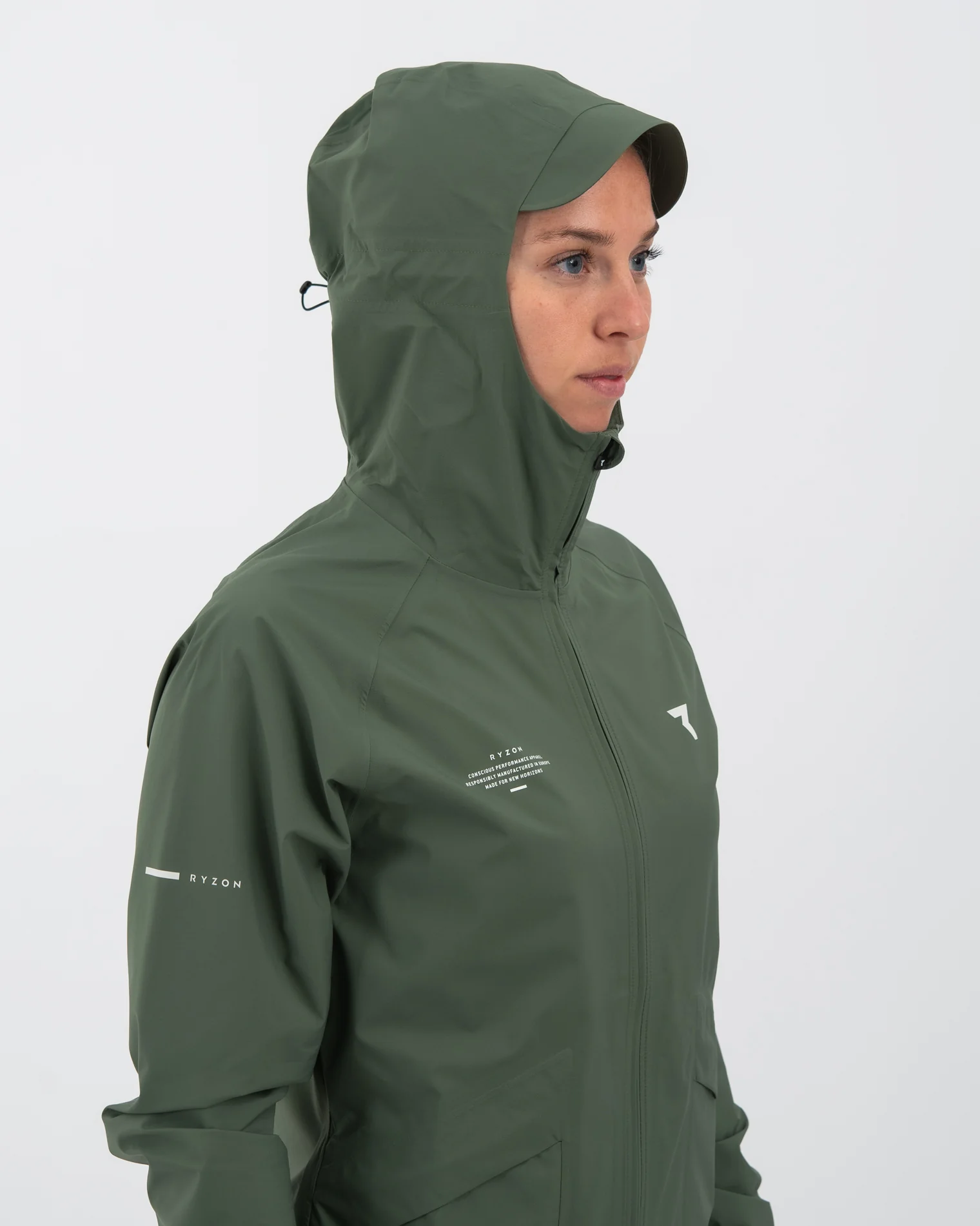 Phantom Running Rain Jacket Women - Image 16