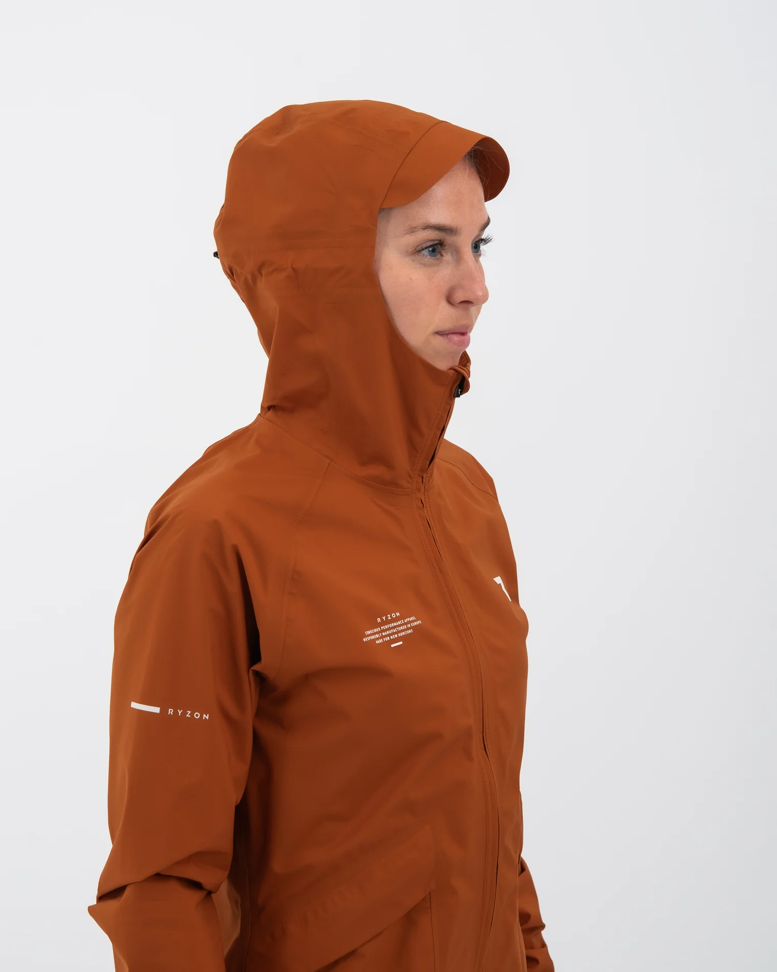 Phantom Running Rain Jacket Women - Image 24