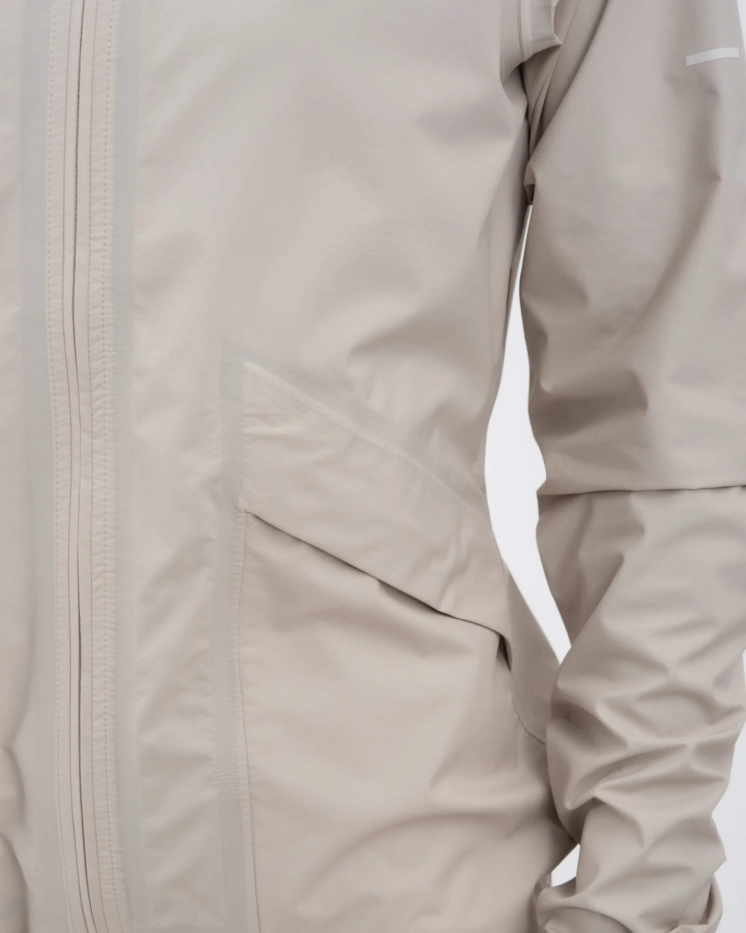 Phantom Running Rain Jacket Women - Image 37