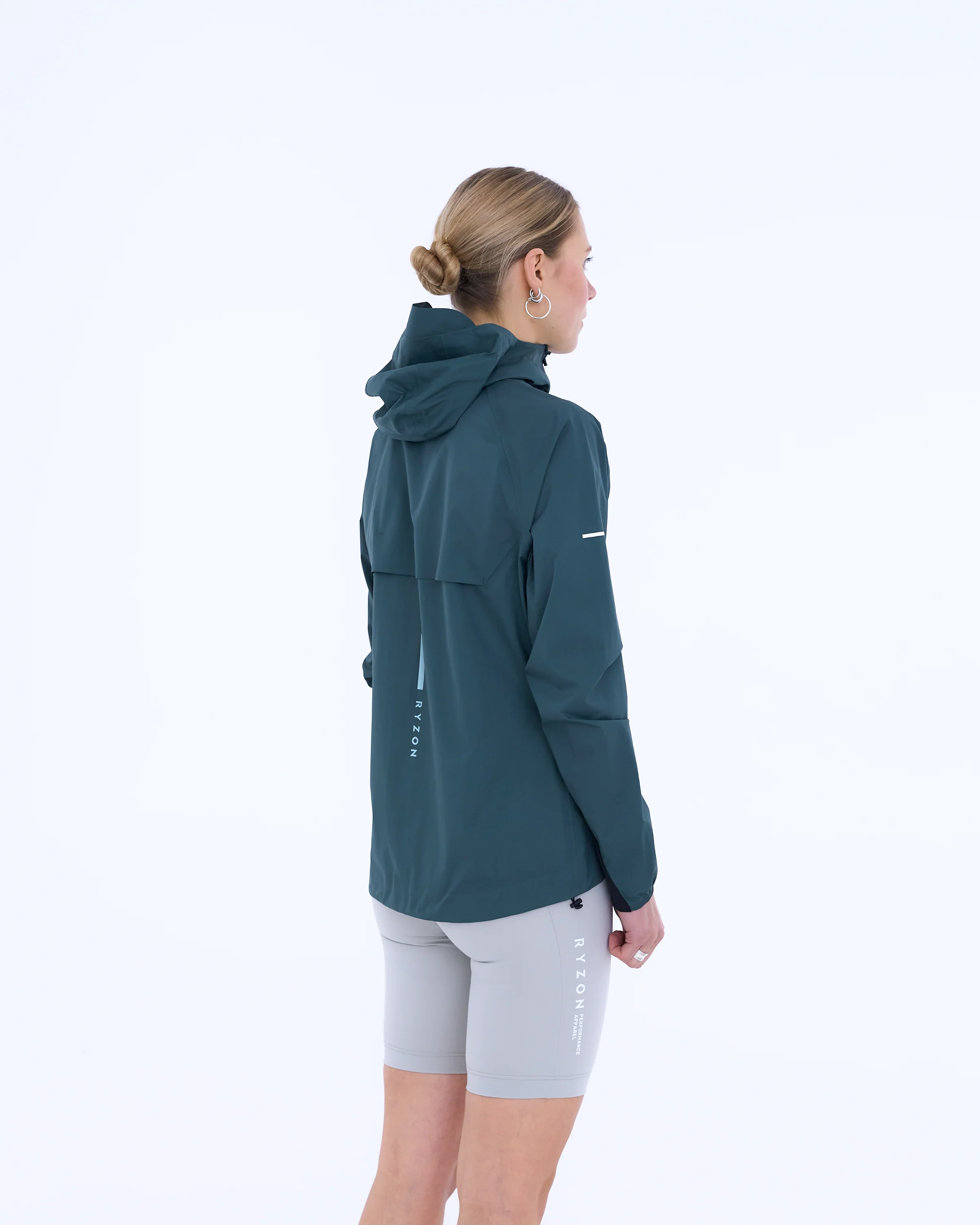 Phantom Running Rain Jacket Women - Image 54